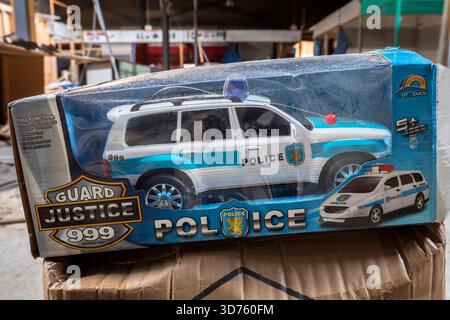 Ein Guard Justice 999 Polizei Auto SUV Spielzeug hergestellt von Guangdong Huiquan Plastic Toys Co. Ltd Stockfoto