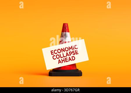 Roter Verkehrskegel signalisiert den bevorstehenden wirtschaftlichen Zusammenbruch, das Konzept der Wirtschaftskrise und der Finanzkrise. 3D-Rendering. Stockfoto