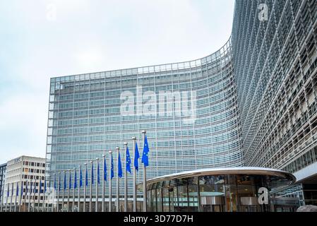 Das Berlaymont-Gebäude, Hauptsitz der Europäischen Kommission, europäisches Viertel in Brüssel, Belgien, EU Stockfoto