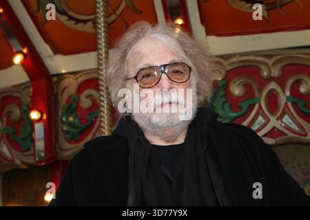 Hamburg, Deutschland. November 2025. Bernhard Paul während der Weihnachtsmarktöffnung am Rathausmarkt am 24. November 2025 in Hamburg Credit: Ralph Metzger/Alamy Live News Stockfoto