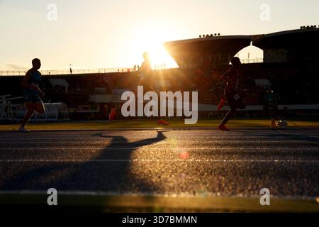 Allgemeine Ansicht, 19. NOVEMBER 2025 - Leichtathletik : 1500-m-Finale der Männer während TOKIO 2025 DEAFLYMPICS im Komazawa Olympic Park General Sports Ground in Tokio, Japan. (Foto: Yohei Osada/AFLO SPORT) Stockfoto