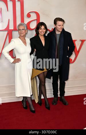 Harleston, Großbritannien. November 2025. London, UK - 24. November 2025(L-R) Jamie Lee Curtis, Emma Mackey und Jack Lowden bei UK Special Screening von Ella McCay im Picturehouse Central, London, England. CAP/JOR © JOR/Capital Pictures Credit: Capital Pictures/Alamy Live News Stockfoto