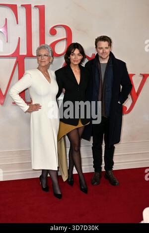 Harleston, Großbritannien. November 2025. London, UK - 24. November 2025(L-R) Jamie Lee Curtis, Emma Mackey und Jack Lowden bei UK Special Screening von Ella McCay im Picturehouse Central, London, England. CAP/JOR © JOR/Capital Pictures Credit: Capital Pictures/Alamy Live News Stockfoto