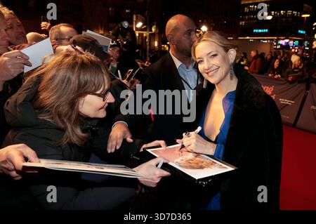 Kate Hudson bei der Europapremiere des Kinofilms Song Sung Blue im Zoo Palast. Berlin, 19.11.2025 Foto:XS.xGabschx/xFuturexImagex sung 5103 Stockfoto