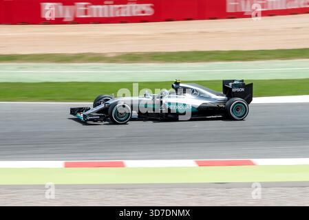 HY3DKM BARCELONA – 13. MAI: Lewis Hamilton fährt das Mercedes AMG Petronas F1 Team auf dem Circuit de Cataluny auf der Rennstrecke für den Großen Preis der spanischen Formel 1 Stockfoto