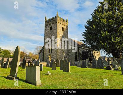 Die Pfarrkirche der Heiligen Dreifaltigkeit, Ashford-in-the-Water, Derbyshire Stockfoto