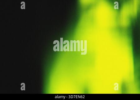 Digitaler 4K-Hintergrund mit farbigem, weichem Rauscheffekt. Einzigartige Mischung aus Vintage-Vibes und Lo-fi VHS Glitch Textur Stockfoto