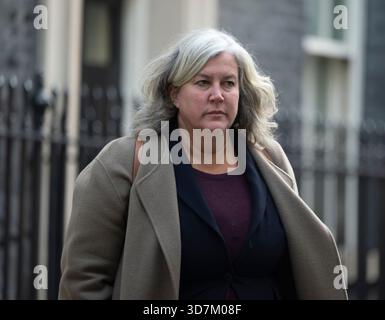 Downing Street, London, Großbritannien. November 2025. Die Minister der Regierung nehmen an der Kabinettssitzung vor dem Haushaltsplan teil. Bild: Rt Hon Heidi Alexander Abgeordneter, Staatssekretär für Verkehr. Quelle: Malcolm Park/Alamy Live News Stockfoto