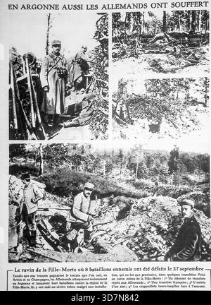 Diese Seite von Le Miroir (10. Oktober 1915) trägt den Titel „in Argonne litten die Deutschen auch“, ein Fotoessay mit drei Bildern aus der Fille-Morte-Schlucht im Argonne-Wald an der Westfront während des Ersten Weltkriegs. Die Fotografien zeigen die harte Realität des Grabenkrieges im dicht bewaldeten Gelände und dokumentieren die Folgen schwerer deutscher Verluste (acht Bataillone besiegt am 27. September) und die Rückeroberung deutscher Gräben. Die Bilder dienten als französische Propaganda und betonten die Schwierigkeiten und Opfer der deutschen Armee in der Argonne Stockfoto