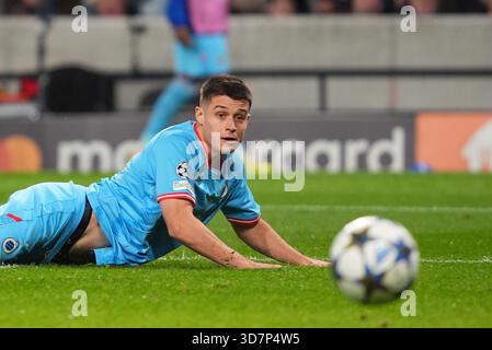 Lisboa, Portugal. November 2025. Nicolo Tresoldi reagiert auf ein Fußballspiel zwischen dem portugiesischen Sporting Clube de Portugal und dem belgischen Club Brugge KV am Mittwoch, den 26. November 2025, in Lisboa, Portugal, am fünften Tag der Liga-Phase des UEFA Champions League-Turniers. BELGA FOTO JOMA GARCIA i GISBERT Credit: Belga Nachrichtenagentur/Alamy Live News Stockfoto