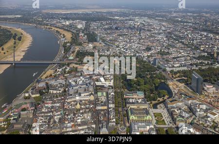 Hofgarten, Dreischeibenhaus, ERGO-Verwaltung, Koe-Bogen, ehemalige e:ON-Verwaltung in Düsseldorf, Rheinland, Nordrhein-Westfalen, Deutschland, DE Stockfoto