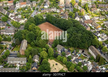 Aschepaltz, Sportplatz, Dorstener Straße Ecke Tunnelstraße, Gladbeck, Ruhrgebiet, Nordrhein-Westfalen, Deutschland, DEU, Europa, Luftaufnahme, b Stockfoto