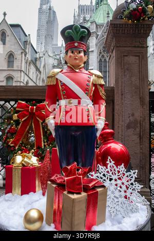 Lotte New York Palace zur Weihnachtszeit. Stockfoto