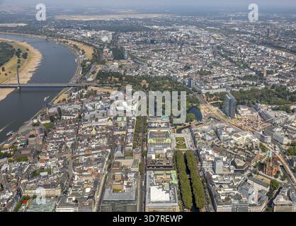 Hofgarten, Dreischeibenhaus, ERGO-Verwaltung, Koe-Bogen, Koe, Königsallee, ehemalige E:ON-Verwaltung in Düsseldorf, Rheinland, Nordrhein-West Stockfoto