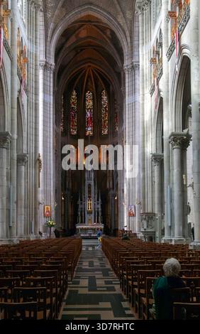 Inneres der Basilika St. Nicolas, Nantes, Bretagne, Frankreich Stockfoto