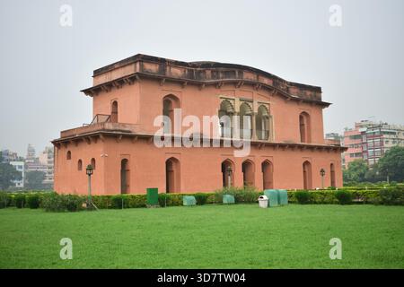 Hamam Khana im Fort Lalbagh - historische Mogul-Bathhouse-Architektur Stockfoto