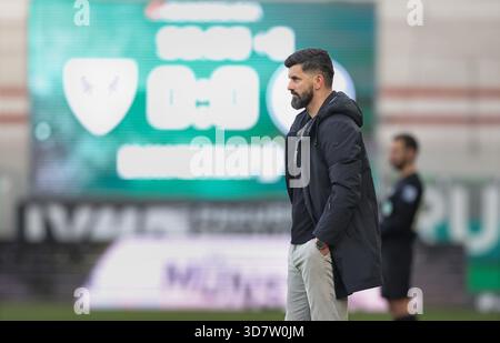 firo: 22.11.2025, Fußball, 2. Liga, 2. Bundesliga, Saison 2025/2026, SC Preußen Münster SCP - Schalke 04, Cheftrainer Miron Muslic von Schalke 04 Trainer [Trainer] sieht enttäuscht enttäuscht enttäuscht enttäuscht enttäuscht frustriert vor Stockfoto