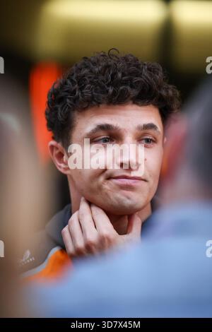 Doha, Katar. November 2025. Lando Norris (McLaren Formel-1-Team, 04), QAT, Formel-1-Weltmeisterschaft, großer Preis von Katar, Doha, Lusail, Lusail International Circuit, Media Day, 27.11.2025 Foto: Eibner-Pressefoto/Annika Graf Credit: dpa/Alamy Live News Stockfoto