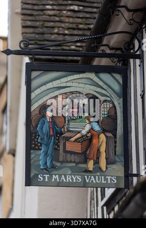 Stamford, 24. November 2025: Marktstadt in Lincolnshire Stockfoto