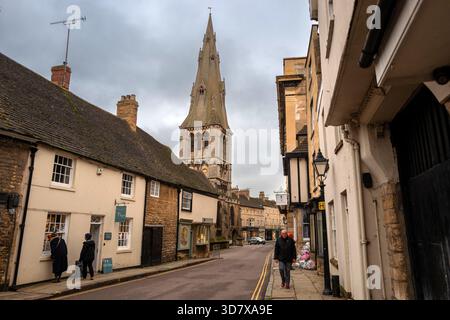 Stamford, 24. November 2025: Marktstadt in Lincolnshire Stockfoto