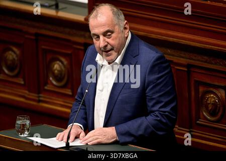 Brüssel, Belgien November 2025. HERR Benoit Piedboeuf, Bild auf einer Plenartagung des Plenums im bundesparlament am Donnerstag, den 27. November 2025 in Brüssel. Bei der heutigen Sitzung geht es um die Erklärung der Regierung. BELGA FOTO DIRK WAEM Credit: Belga News Agency/Alamy Live News Stockfoto