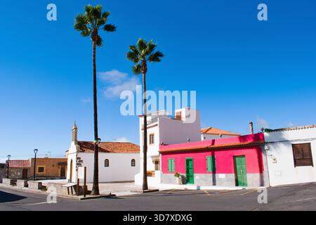 Wunderschöne farbenfrohe, typisch spanische Kolonialarchitektur, Teneriffa, Kanarische Inseln Stockfoto