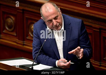 Brüssel, Belgien November 2025. HERR Benoit Piedboeuf, Bild auf einer Plenartagung des Plenums im bundesparlament am Donnerstag, den 27. November 2025 in Brüssel. Bei der heutigen Sitzung geht es um die Erklärung der Regierung. BELGA FOTO DIRK WAEM Credit: Belga News Agency/Alamy Live News Stockfoto
