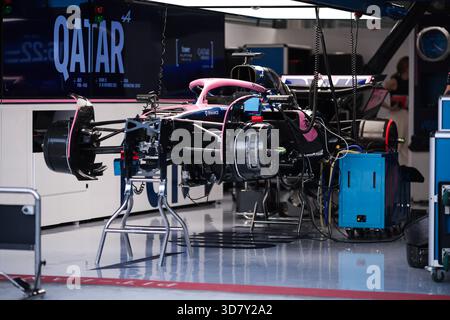 Alpine F1 Team A525, mechanische Details beim Formel 1 Grand Prix von Katar 2025, 23. Runde der FIA Formel 1 Weltmeisterschaft 2025 vom 28. Bis 30. November 2025 auf dem Lusail International Circuit in Lusail, Katar Stockfoto