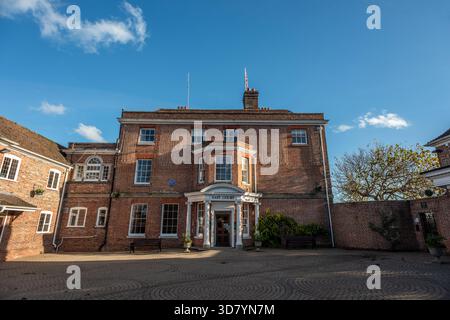 East Grinstead, 26. November 2025: East Court Stockfoto