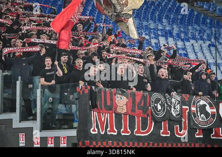 Rom, Italie. November 2025. Fans des FC Midtjylland während der UEFA Europa League, League-Phase, MD5, Fußballspiel zwischen AS Roma und FC Midtjylland am 27. November 2025 im Stadio Olimpico in Rom, Italien - Foto Massimo Insabato/Matthieu Mirville/DPPI Credit: DPPI Media/Alamy Live News Stockfoto