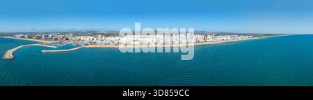 Luftpanorama von der Stadt Vilamoura in Portugal Stockfoto
