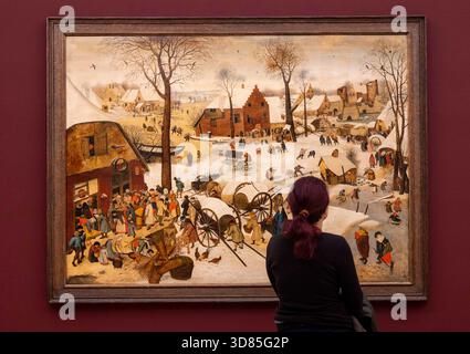 London, Großbritannien. November 2025. The Census at Bethlehem von Pieter Brueghel the Younger, schätzte £3.000.000 - 5.000.000 GBP Höhepunkte von seinem zweitwertvollsten Old Masters Sale in 13 Seasons in Sothebys, London. Darunter auch Gemälde aus dem 19. Jahrhundert. Der Verkauf findet am 3. Dezember statt. Credit: Mark Thomas/Alamy Live News Stockfoto