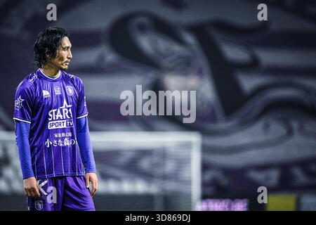 Antwerpen, Belgien. November 2025. Genki Haraguchi von Beerschot wurde während eines Fußballspiels zwischen Beerschot VA und RFC Lüttich am Freitag, den 28. November 2025 in Antwerpen, am 15. Tag der zweiten Liga der Challenger Pro League 2025-2026 1B der belgischen Meisterschaft, aufgenommen. BELGA FOTO TOM GOYVAERTS Credit: Belga Nachrichtenagentur/Alamy Live News Stockfoto