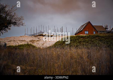 Neubausiedlung bei Capstone Oaks in Lordswood, Chatham, auf einem ländlichen, früher landwirtschaftlichen Hügel in Medway, Kent, England, November 2025 Stockfoto