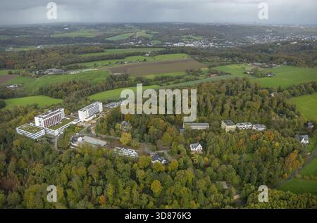 Die Ruhrlandklinik in Heidhausen gehört zum Universitätsklinikum Essen, das der Universität Duisburg-Essen, Essen, Ruhrgebiet, Nordrhein-West zugeordnet ist Stockfoto