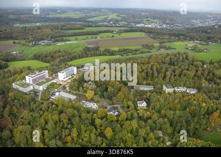 Die Ruhrlandklinik in Heidhausen gehört zum Universitätsklinikum Essen, das der Universität Duisburg-Essen, Essen, Ruhrgebiet, Nordrhein-West zugeordnet ist Stockfoto