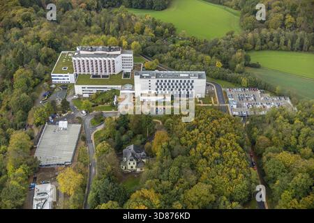 Die Ruhrlandklinik in Heidhausen gehört zum Universitätsklinikum Essen, das der Universität Duisburg-Essen, Essen, Ruhrgebiet, Nordrhein-West zugeordnet ist Stockfoto