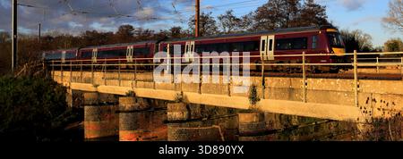 EMR 170423 TurboStar Train, East Midlands Trains, East Coast Main Line Railway, Peterborough, Cambridgeshire, England, Großbritannien Stockfoto