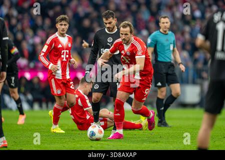 Bundesliga 12. Spieltag, FC Bayern München vs. ST. Pauli in der Allianz Arena München, Samstag 29.11.2025. Im Bild: Harry Kane (FC Bayern München) Stockfoto