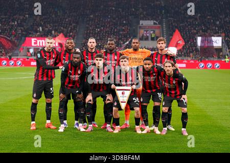 Mailand, Italie. November 2025. AC Mailand Team während des italienischen Meisterschaftsspiels Serie A zwischen AC Mailand und SS Lazio am 29. November 2025 im San Siro Stadion in Mailand, Italien - Foto Alessio Morgese/DPPI Credit: DPPI Media/Alamy Live News Stockfoto