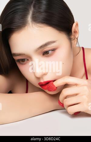 Ein schönes Gesicht Natürlich, schöne asiatische Frauen Gesicht Gesicht Hautpflege Routine, natürliche Schönheit. Porträt der perfekten Haut für kosmetisches Branding Stockfoto
