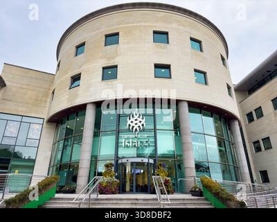 Lisburn, Großbritannien - 1. Oktober 2025; Lagan Valley Island Convention Centre in Lisburn Stockfoto