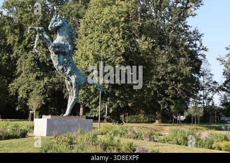 Statue de cheval en Bronze, ville de Pau, Département des Pyrénées Atlantiques, Frankreich Stockfoto