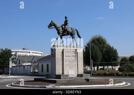 Statue du célèbre Maréchal Ferdinand Foch, Ville de Tarbes, Département des Hautes Pyrénées, Frankreich Stockfoto