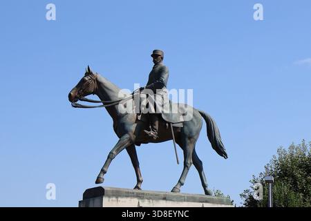 Statue du célèbre Maréchal Ferdinand Foch, Ville de Tarbes, Département des Hautes Pyrénées, Frankreich Stockfoto