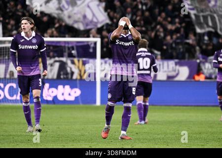 Brüssel, Belgien November 2025 30. Die Killian Sardella von Anderlecht wird nach einem Fußballspiel zwischen RSC Anderlecht und Royale Union Saint-Gilloise am Sonntag, dem 30. November 2025 in Anderlecht, am 16. Tag der ersten Liga der Jupiler Pro League 2025-2026, dargestellt. BELGA PHOTO MAARTEN STRAETEMANS Credit: Belga News Agency/Alamy Live News Stockfoto