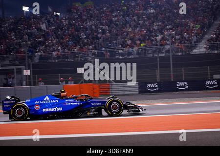 Doha, Katar. November 2025 30. Carlos Sainz Jr. (ESP) - Williams Racing - Williams FW47 - Mercedes beim Rennen des Formel 1 Qatar Airways Qatar Grand Prix 2025 auf dem Losail International Circuit, vor Runde 23 von 24 der FIA Formel-1-Weltmeisterschaft 2025 (28.-30. November 2025). (Credits Credit: Unicode Images/Alamy Live News Credit: Unicode Images/Alamy Live News Stockfoto