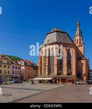 Heidelberger Marktplatz und Kirche des Heiligen Geistes im Hintergrund, Heidelberg, Deutschland, Stockfoto