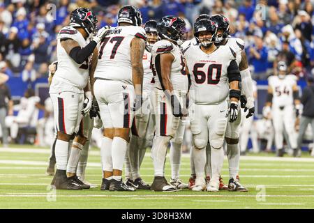 Indianapolis, Indiana, USA. November 2025 30. Houston Texans Offense spielt im Lucas Oil Stadium in Indianapolis, Indiana, im NFL-Spiel gegen die Indianapolis Colts. John Mersits/CSM/Alamy Live News Stockfoto