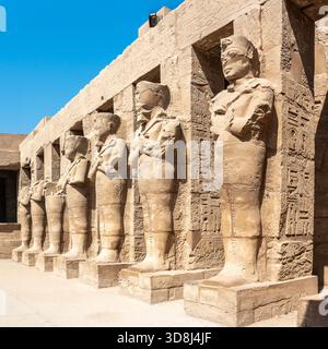 Antike Ruinen des Karnak-Tempels in Luxor, Ägypten Stockfoto